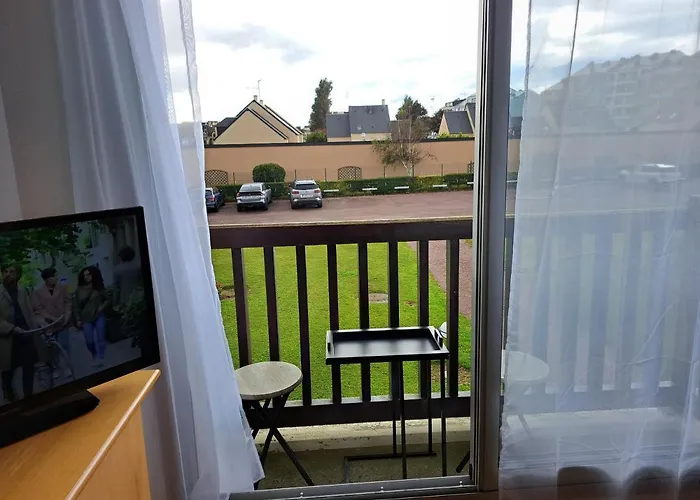 Апартаменты La *